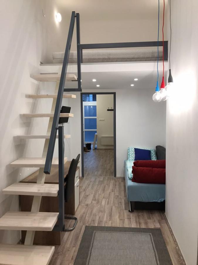 The Whistling Rabbi Apartmán